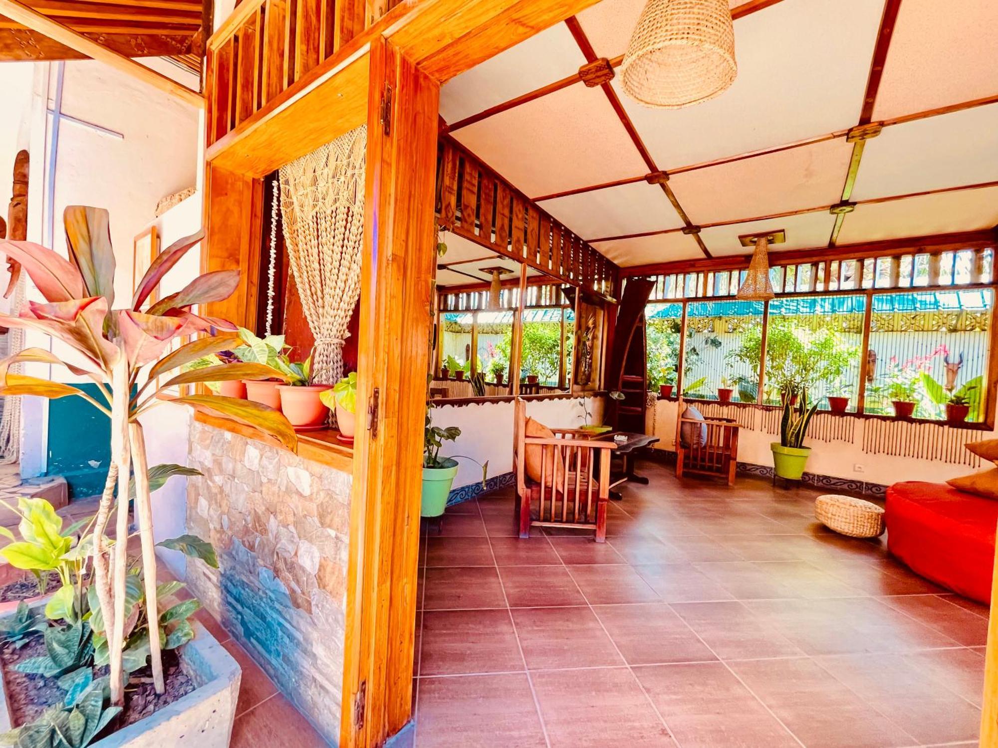 Hotel Le Nouvel Eden Toliara Exterior foto