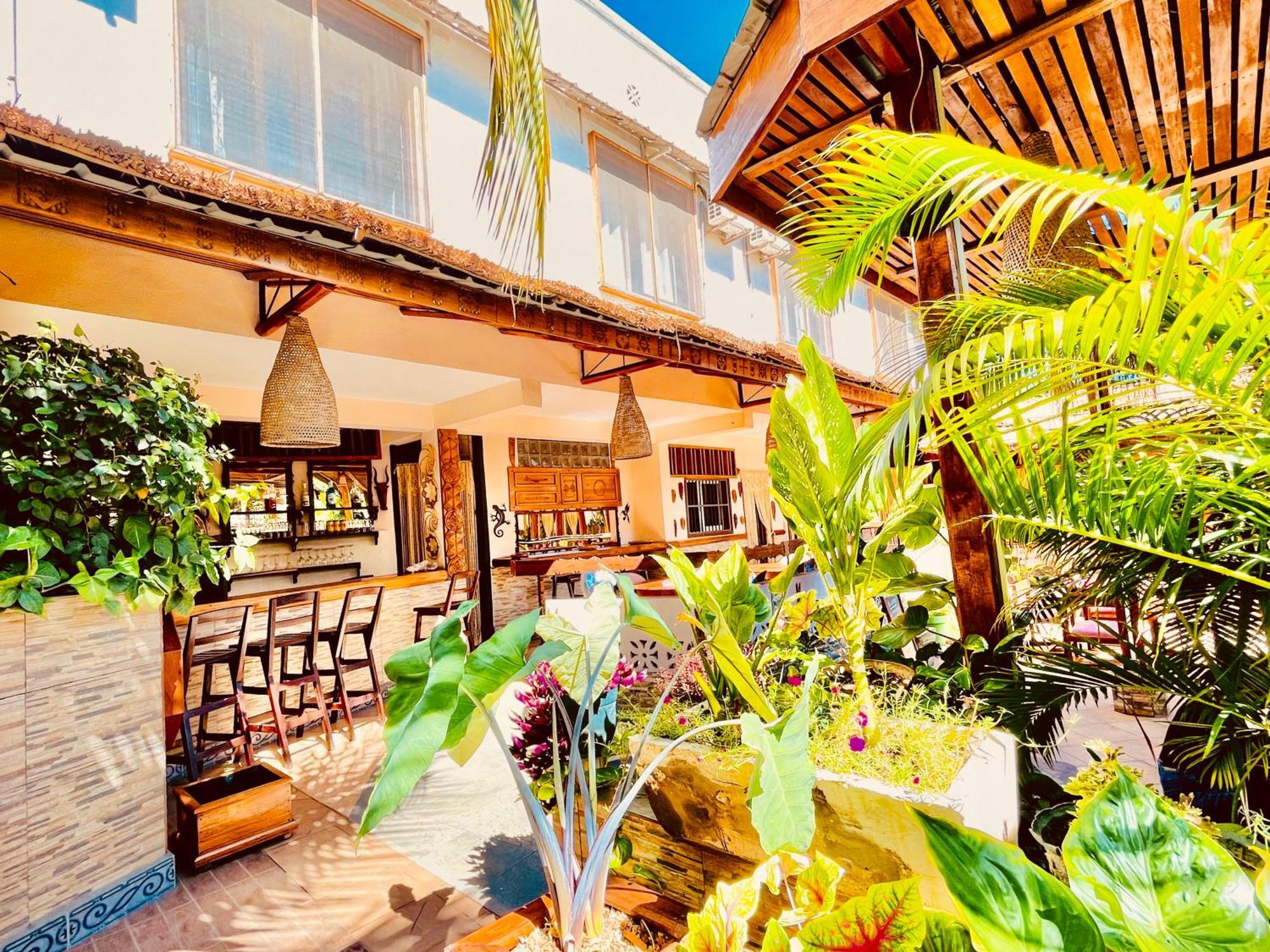 Hotel Le Nouvel Eden Toliara Exterior foto
