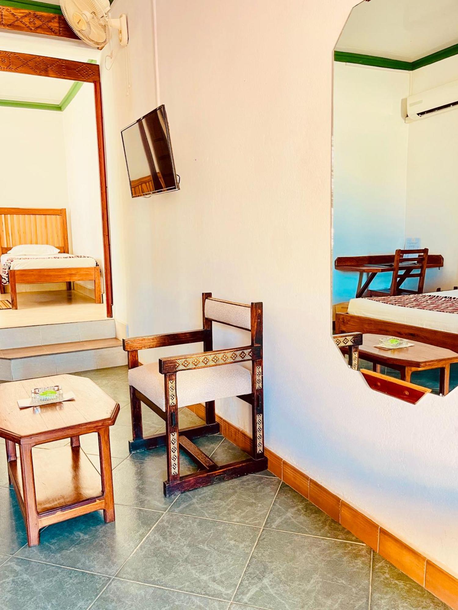 Hotel Le Nouvel Eden Toliara Exterior foto